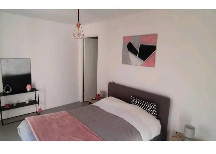 Superbe Appartement Avec Jardin